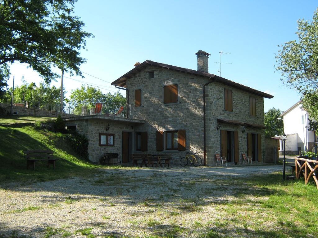 Agriturismo Il Falco Del Monte Fumaiolo Alfero Extérieur photo